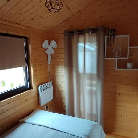 Zakatek Pod Sosnami *